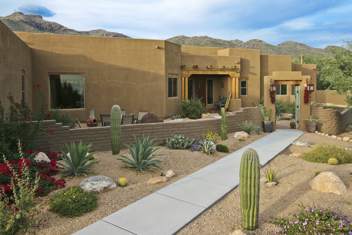 Exterior_160